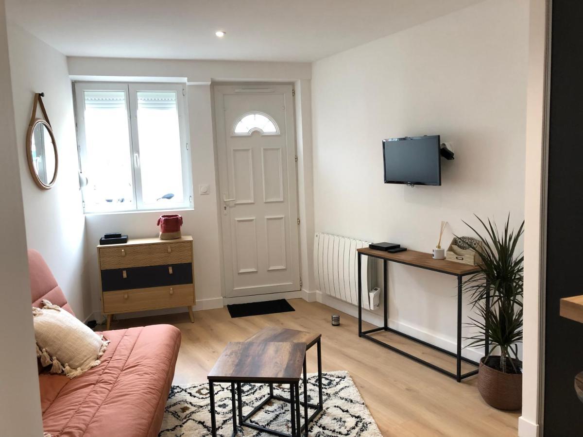Terra Studio Cosy Et Calme Proche Du Centre Avec Parking Tv Et Wifi La Rochelle  Buitenkant foto
