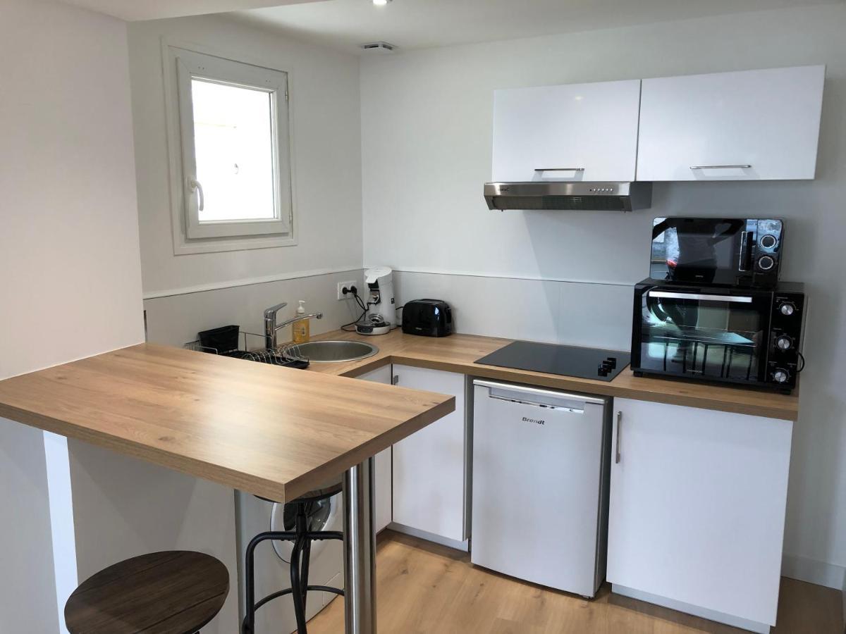 Terra Studio Cosy Et Calme Proche Du Centre Avec Parking Tv Et Wifi La Rochelle  Buitenkant foto